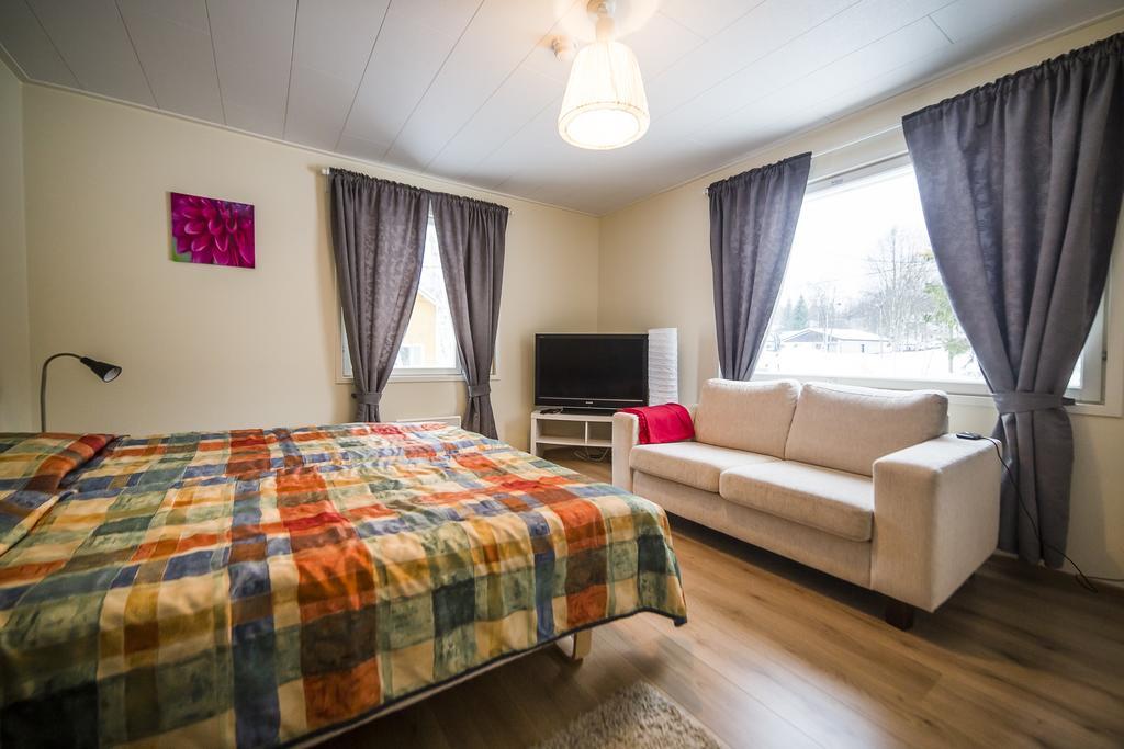 Hotel Aakenus Holiday Home Kymppi Rovaniemi Kamer foto