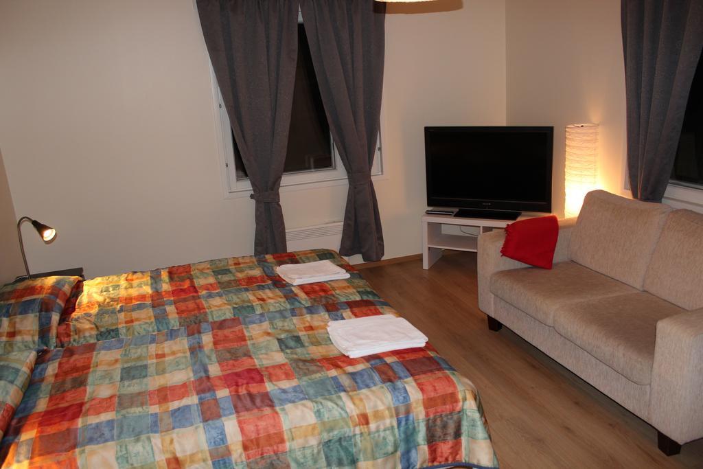 Hotel Aakenus Holiday Home Kymppi Rovaniemi Kamer foto